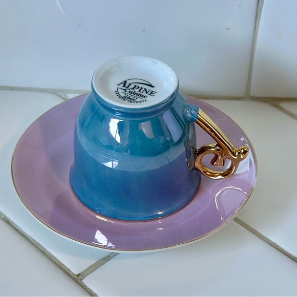 Tea Set - Picture 3 of 4